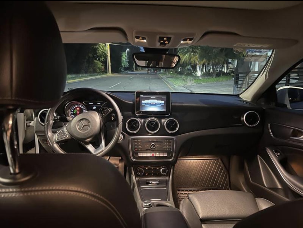 Mercedes Benz CLA 200, 2017