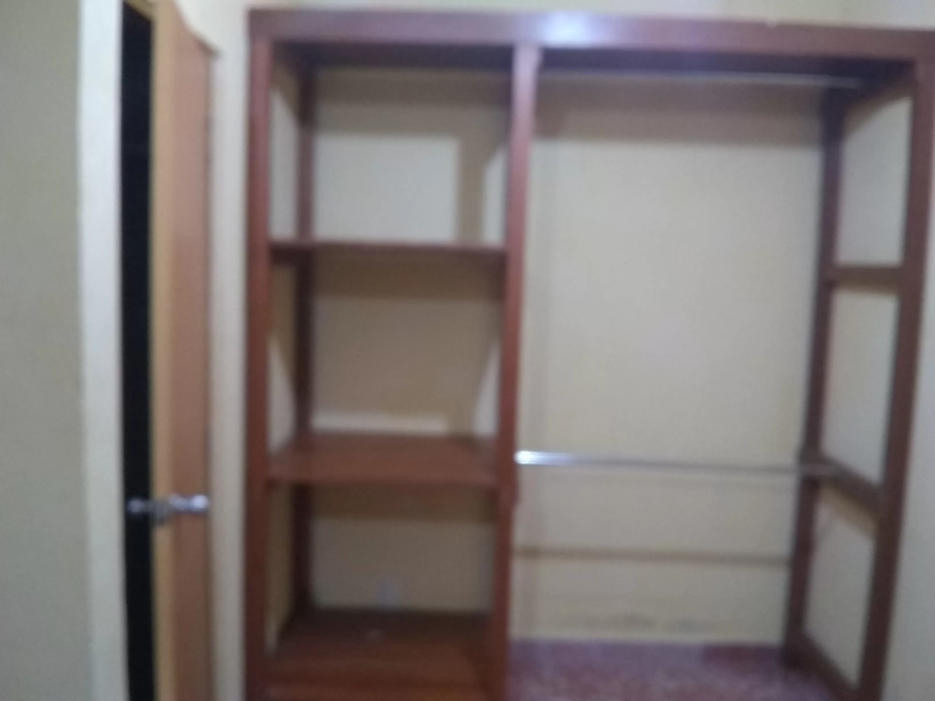 Renta Cuarto Amplio cerca