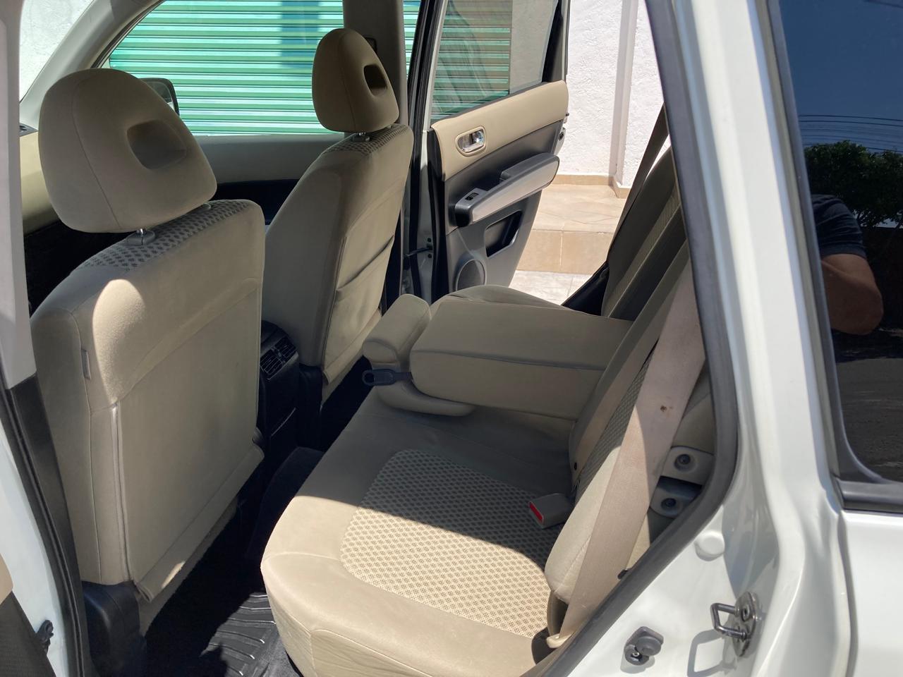 Camioneta Nissan X-Trail 2010