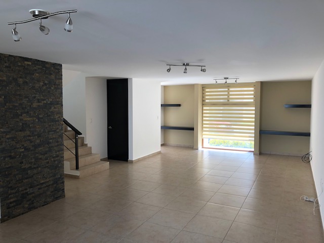 Bonita Casa en Venta en Real del Lago Juriquilla