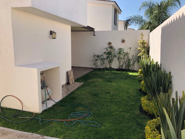 Bonita Casa en Venta en Real del Lago Juriquilla