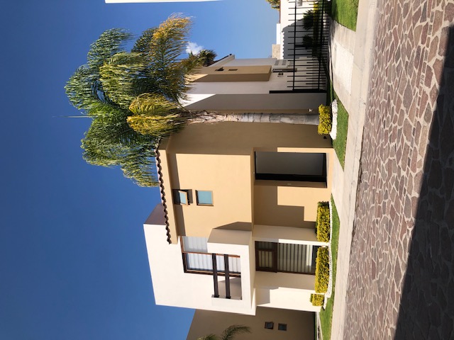 Bonita Casa en Venta en Real del Lago Juriquilla