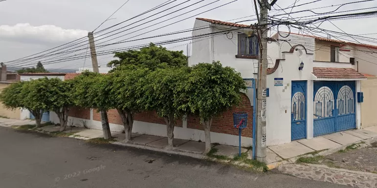 CASA EN VENTA CANDILES