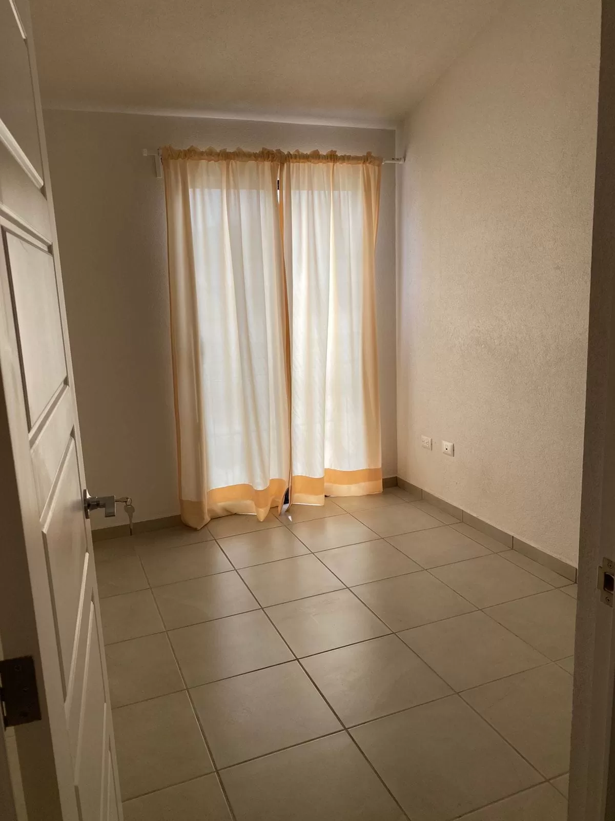 Renta: Casa en Capital Sur