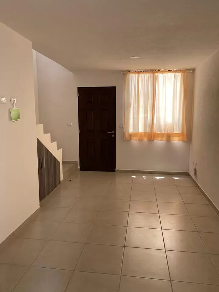 Renta: Casa en Capital Sur