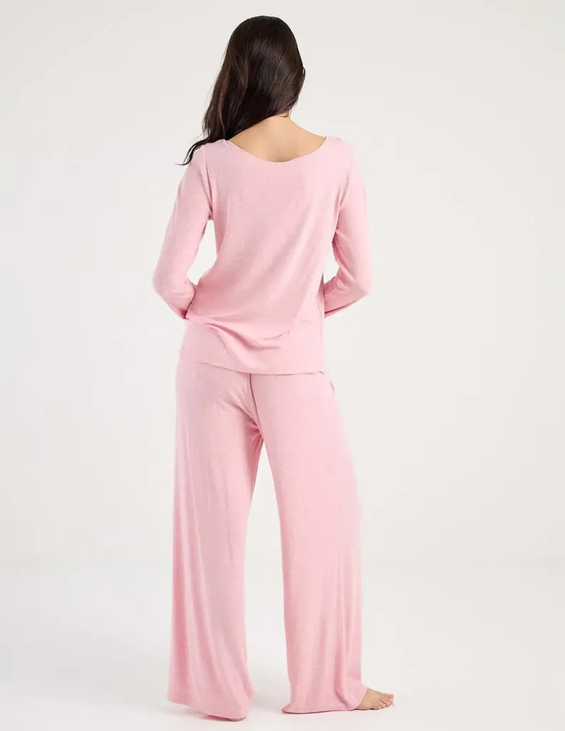 Conjunto pijama para mujer