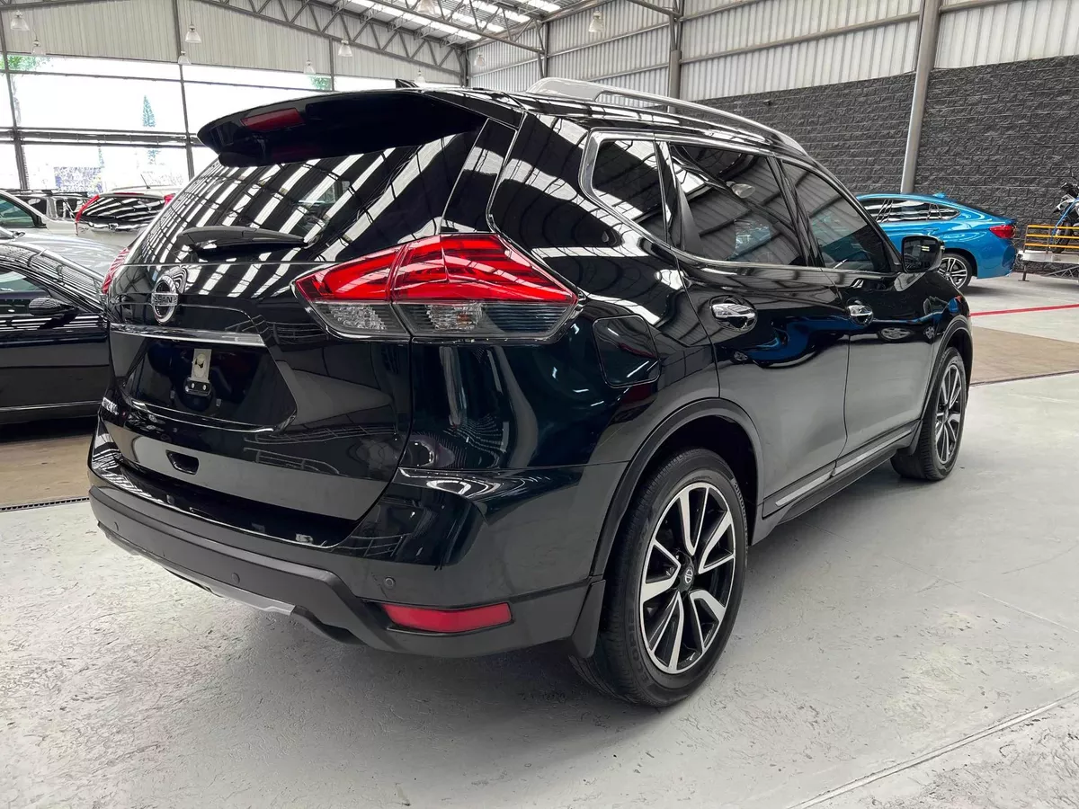 Nissan X-Trail 2.5 Exclusive 2 Row Cvt